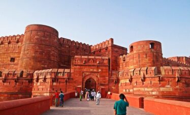 Agra and Mathura tour from Delhi